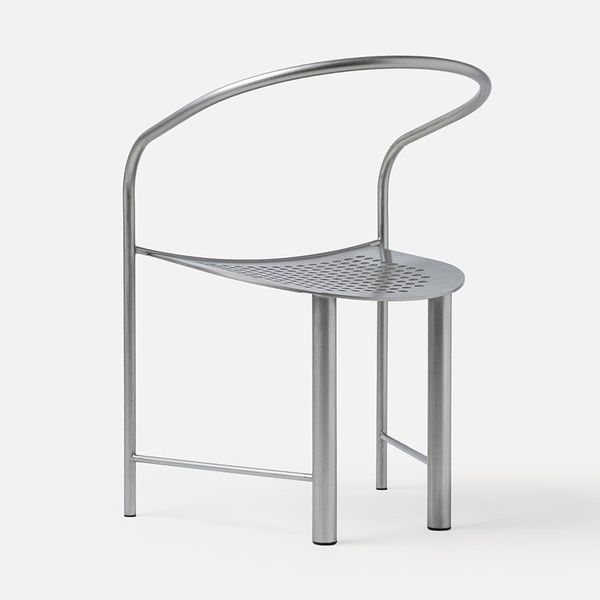 パンチング座面のTRAIN CHAIR GC1-03 の別アングル